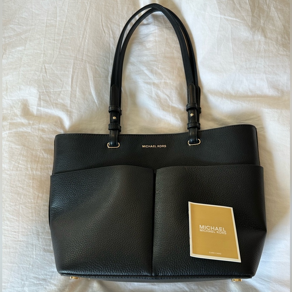 NWT Authentic Michael Kors Bedford Tote Bag with Gold Hardware